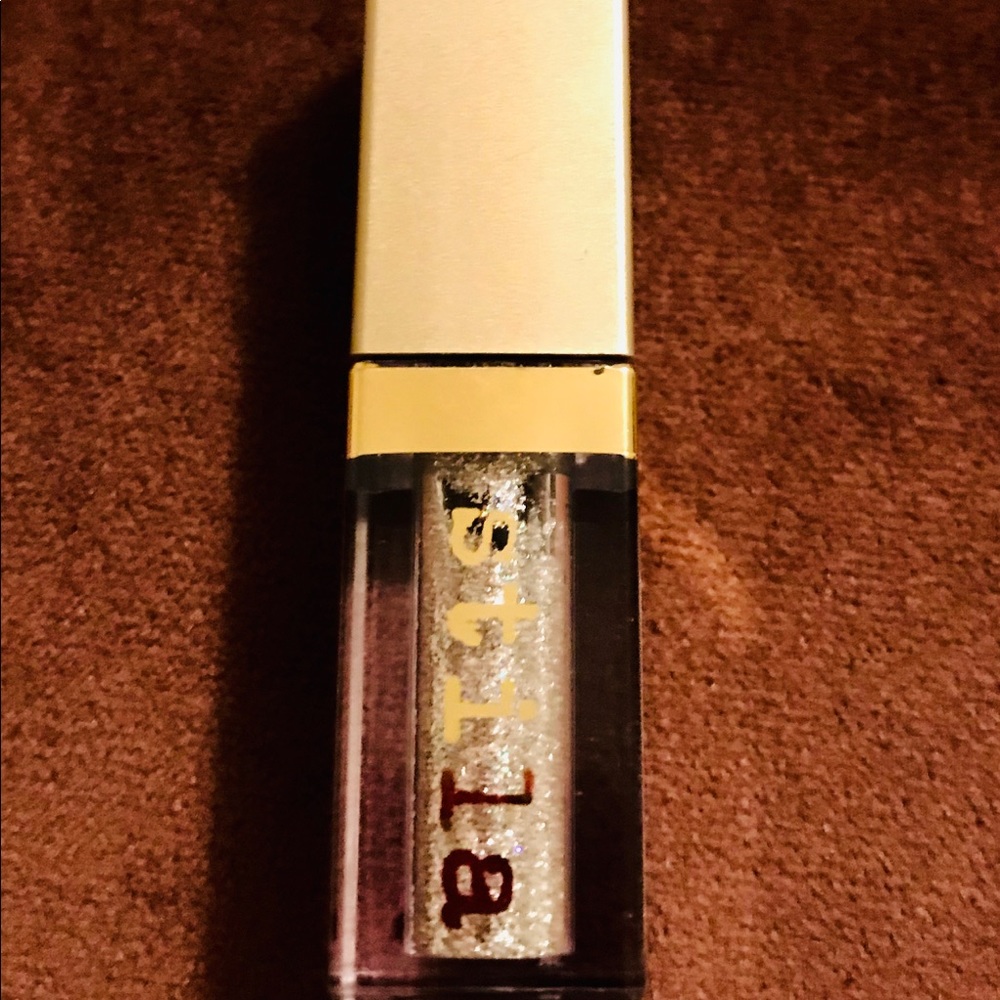 Mini Stila Glitter and Glow Eyeshadow ~